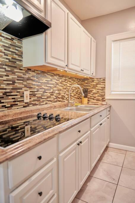 Cozy Apartment 1St 10Min Walk Downtown And City View Providence Buitenkant foto