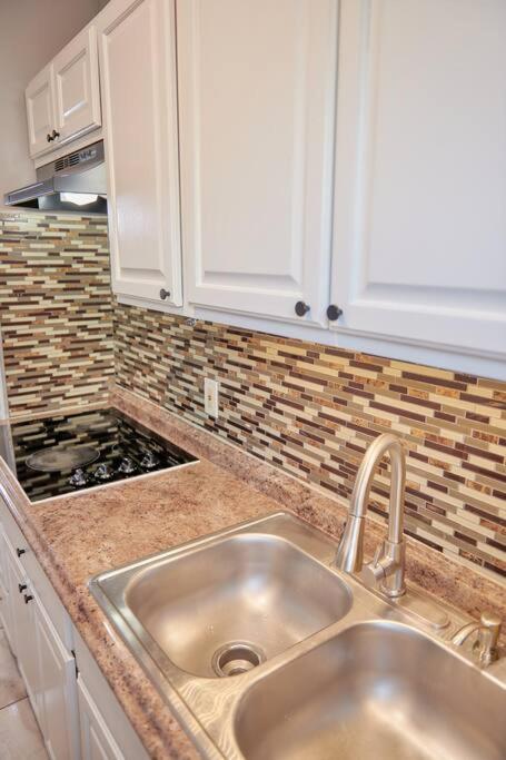 Cozy Apartment 1St 10Min Walk Downtown And City View Providence Buitenkant foto