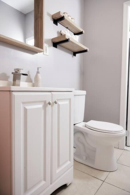Cozy Apartment 1St 10Min Walk Downtown And City View Providence Buitenkant foto
